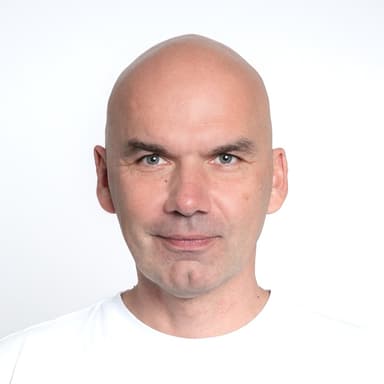 Bartosz Kozakiewicz's cover photo.